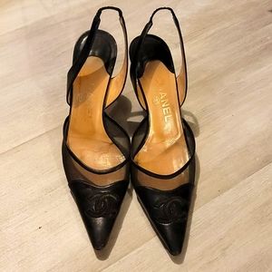 Authentic Chanel low heals size 38 1/2